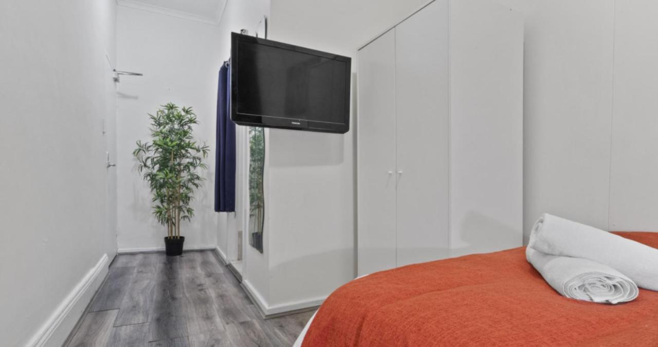 Hotel 64 Cité de Cité de Sydney Extérieur photo