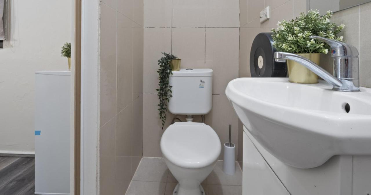Hotel 64 Cité de Cité de Sydney Extérieur photo
